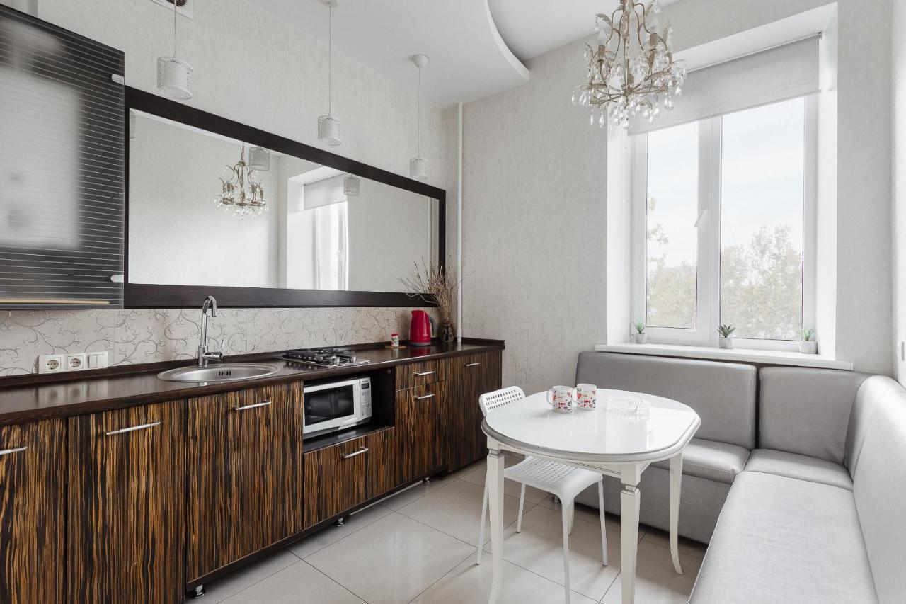 2 Bedroom On Deribasovskaya Str. Odessza Kültér fotó